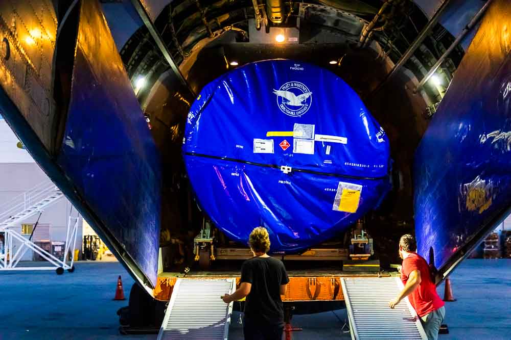 domestic and international air freight services